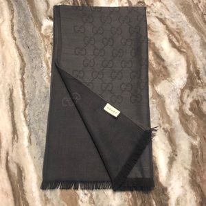 Gucci jacquered cotton scarf NWOT